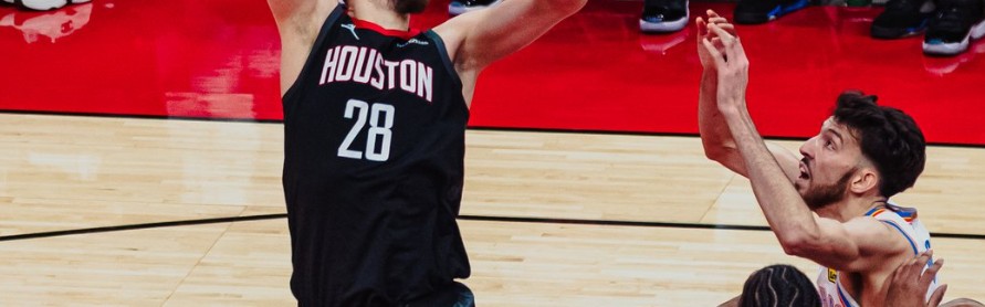 kaiyun-乌度卡甩锅全队遭休媒批判：执着于落后理念，就算有库里都不会用